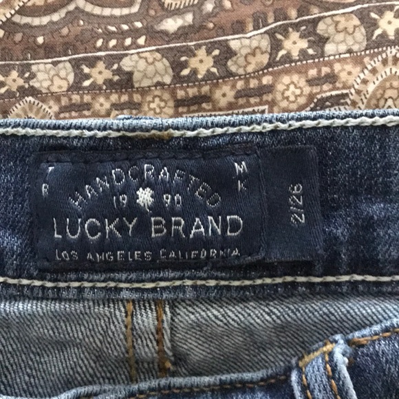 Bermuda shorts - Picture 2 of 4